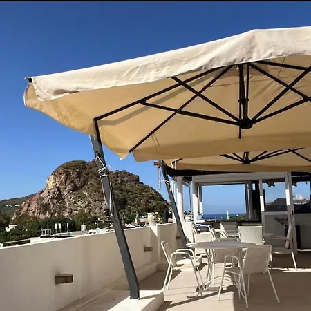 Bed & Breakfast La Giara Vulcano (Isola)