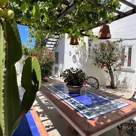 Bed and Breakfast La Giara Vulcano (Isola)