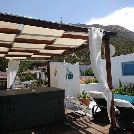 La Giara Bed & Breakfast *